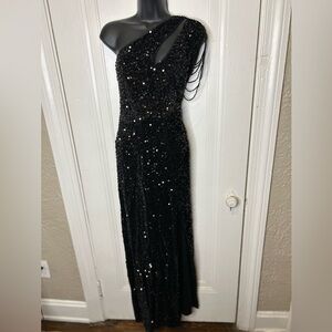 Elegant Black Sequin Evening Dress